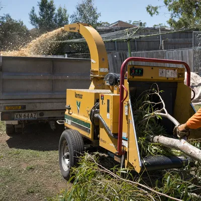 Mulching & Wood Chipping in Townsville. On-site chipping of green waste, plus garden mulch in bulk. Fresh or aged piles, delivery around Townsville available on request.
